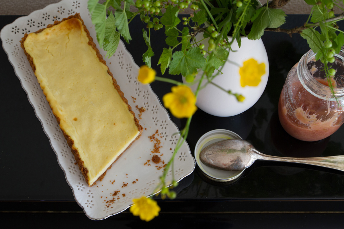 Cheesecake with Rhubarb